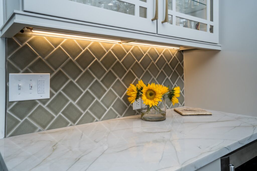 Modern Kitchen Corner with Harlequin Backsplash